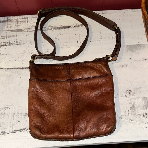 Vintage Fossil Explorer Crossbody - Picture 3 of 7